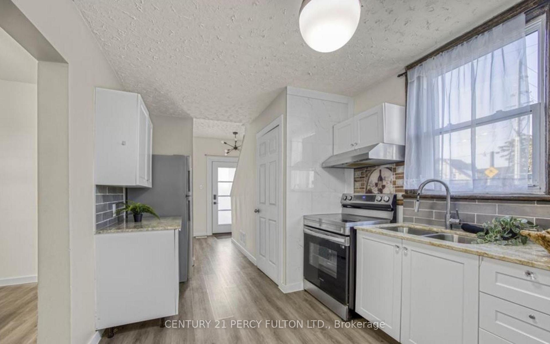 Photo 10 of 130 Stirton Street, Hamilton, Gibson — HOMEH