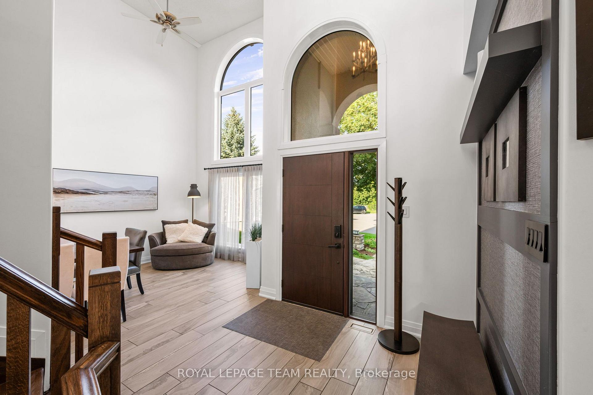Photo 4 of 55 Witherspoon Crescent, Ottawa, Kanata - Kanata Lakes/Heritage Hills — HOMEH