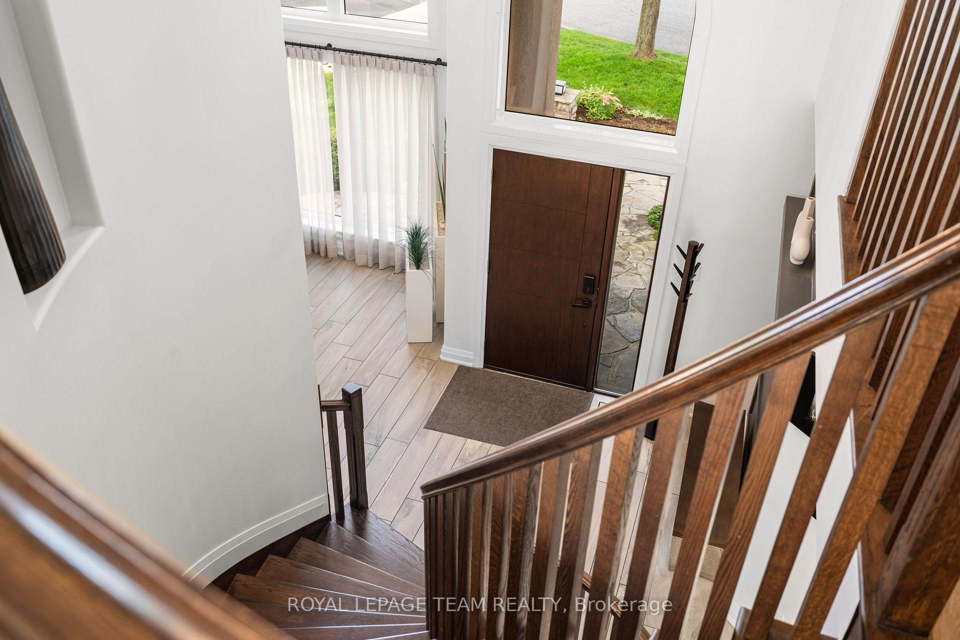 Photo 5 of 55 Witherspoon Crescent, Ottawa, Kanata - Kanata Lakes/Heritage Hills — HOMEH