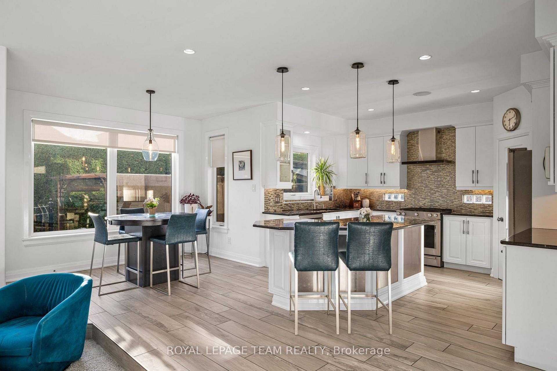 Photo 10 of 55 Witherspoon Crescent, Ottawa, Kanata - Kanata Lakes/Heritage Hills — HOMEH