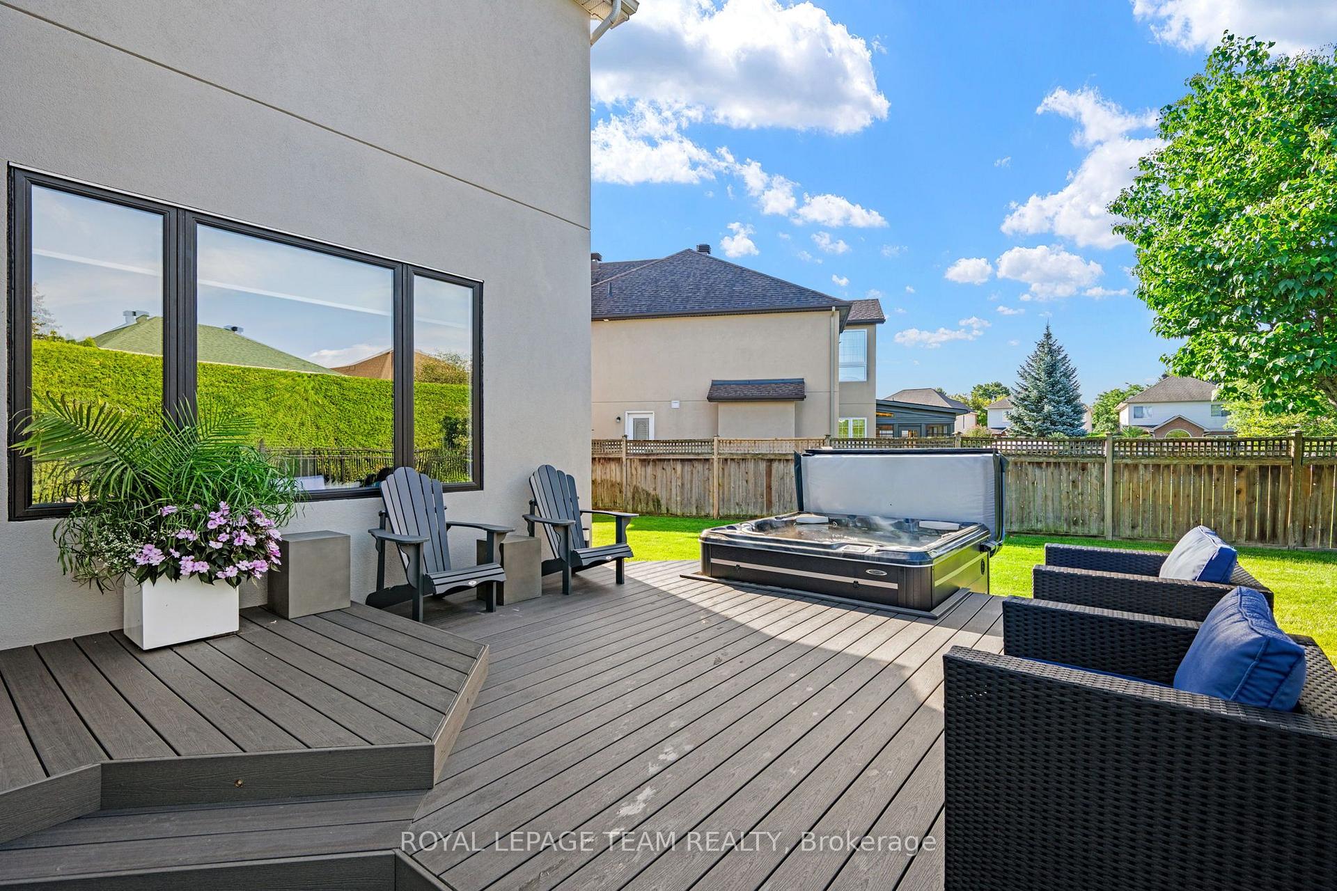 Photo 33 of 55 Witherspoon Crescent, Ottawa, Kanata - Kanata Lakes/Heritage Hills — HOMEH
