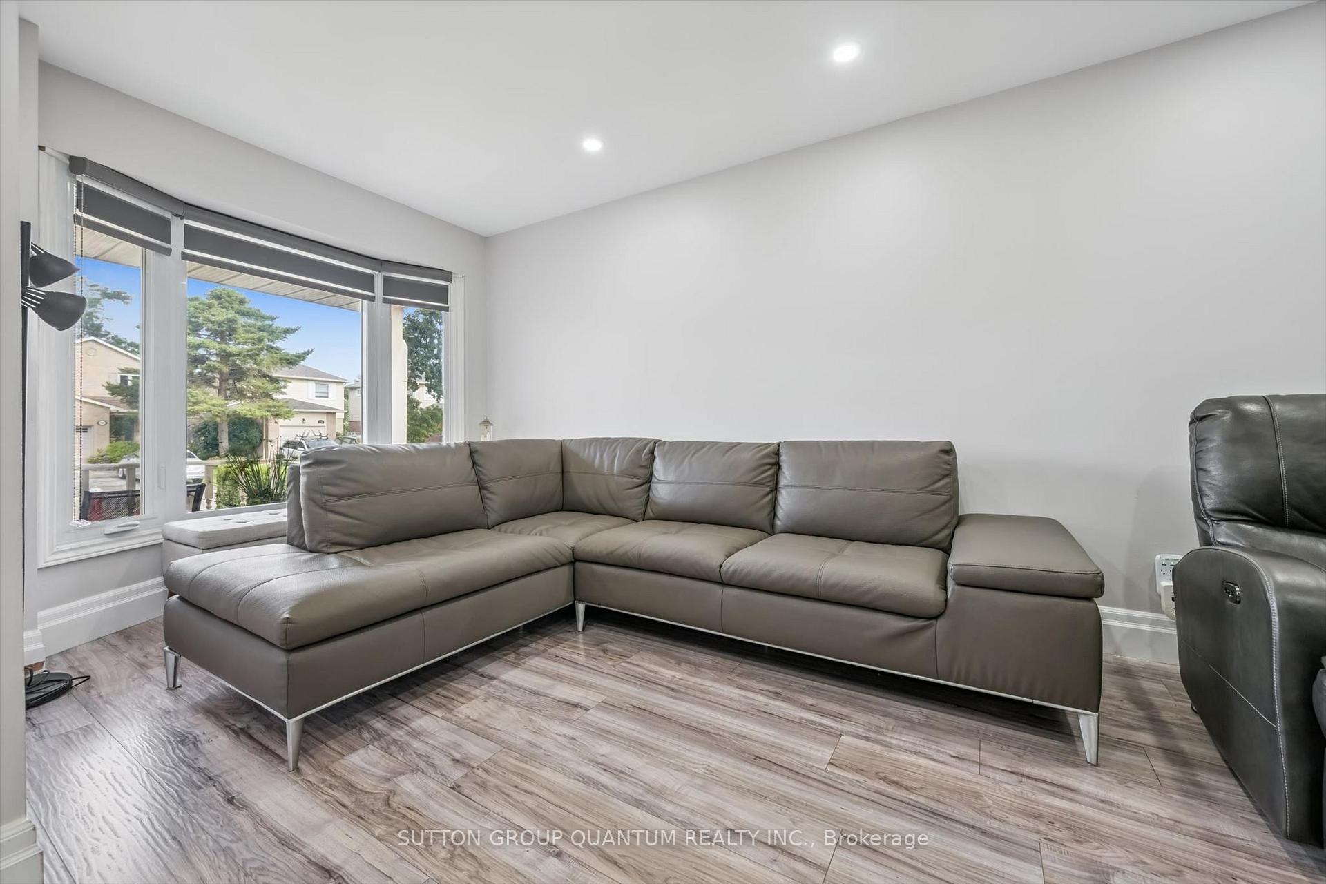 Photo 7 of 3144 McCarron Crescent, Mississauga, Meadowvale — HOMEH