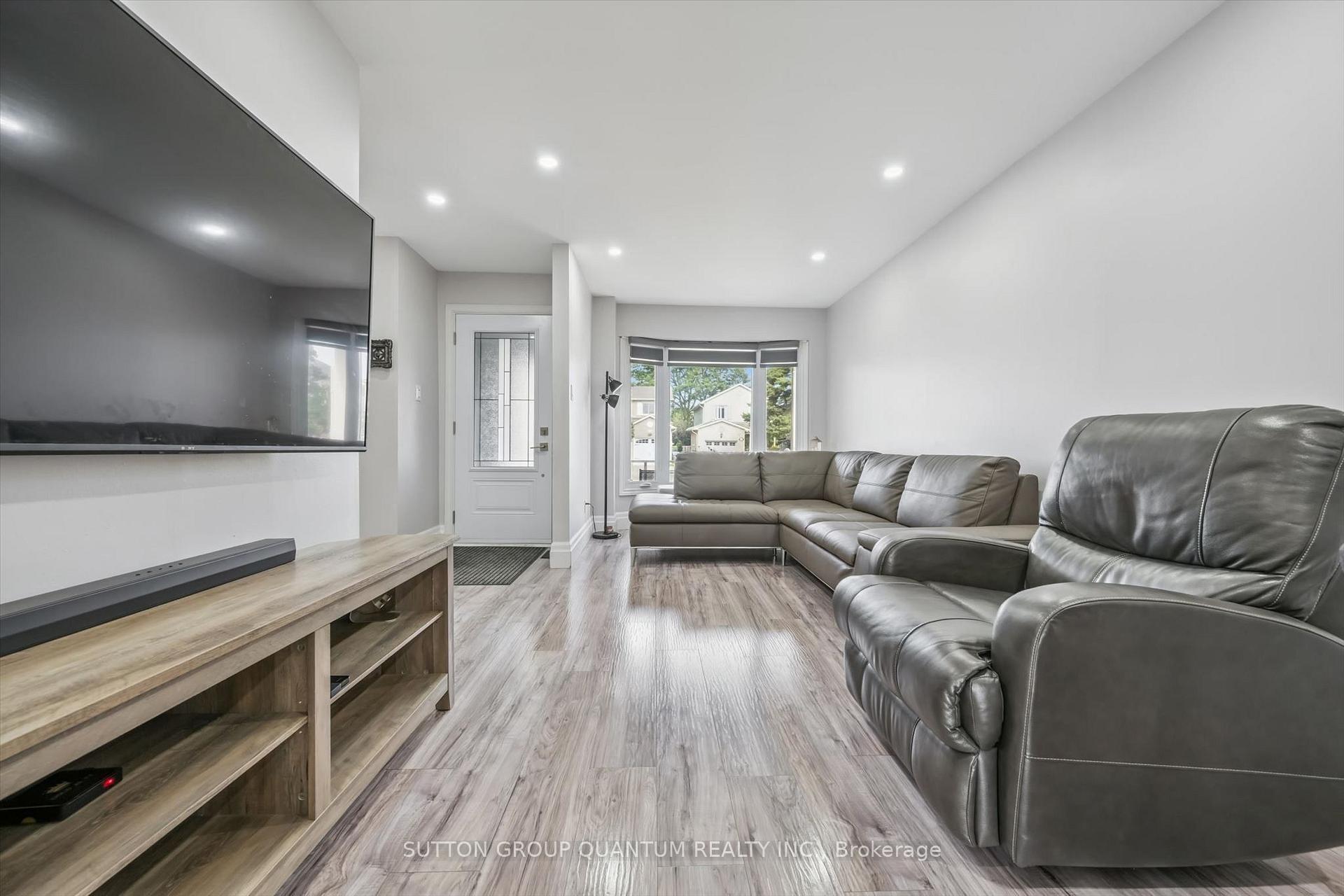 Photo 9 of 3144 McCarron Crescent, Mississauga, Meadowvale — HOMEH