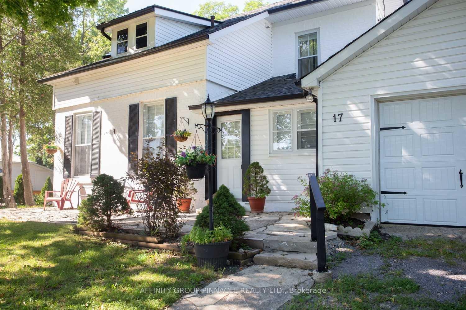 Photo 7 of 17 Dodd Street, Kawartha Lakes, Fenelon Falls — HOMEH