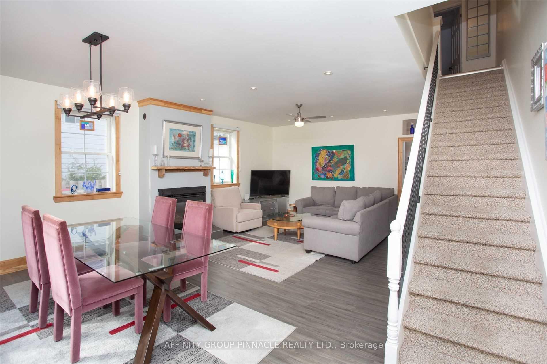 Photo 21 of 17 Dodd Street, Kawartha Lakes, Fenelon Falls — HOMEH