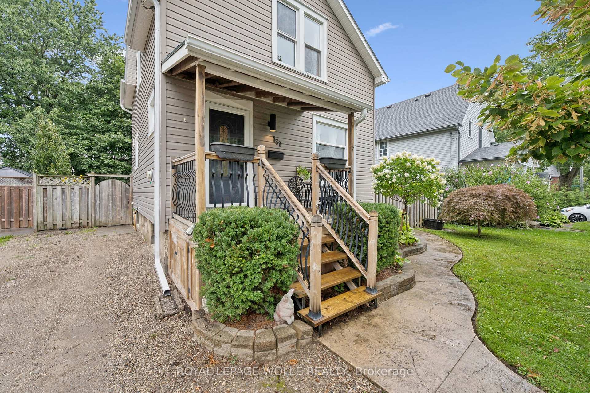 Photo 2 of 132 Perth Street, Stratford — HOMEH
