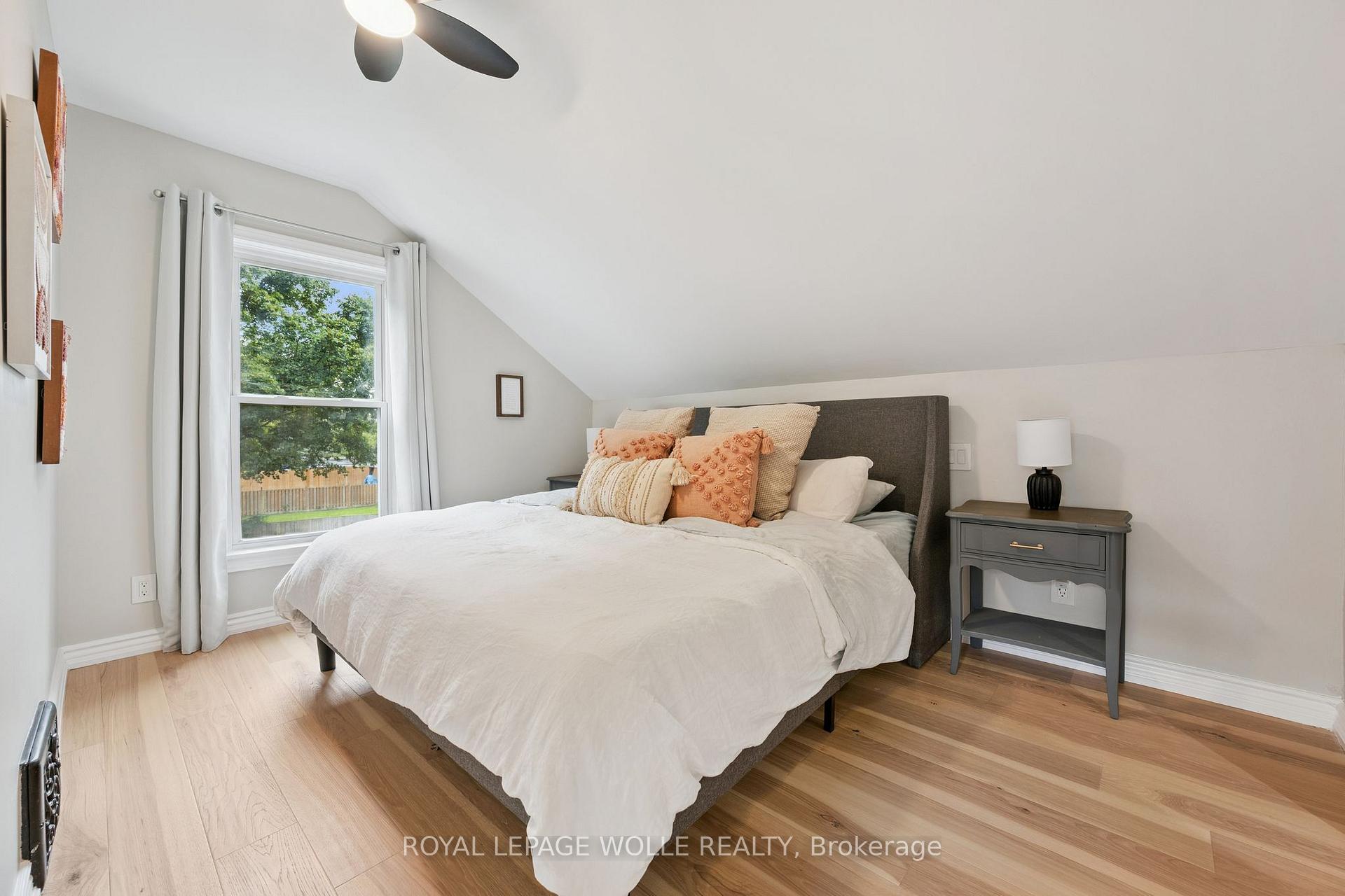 Photo 25 of 132 Perth Street, Stratford — HOMEH