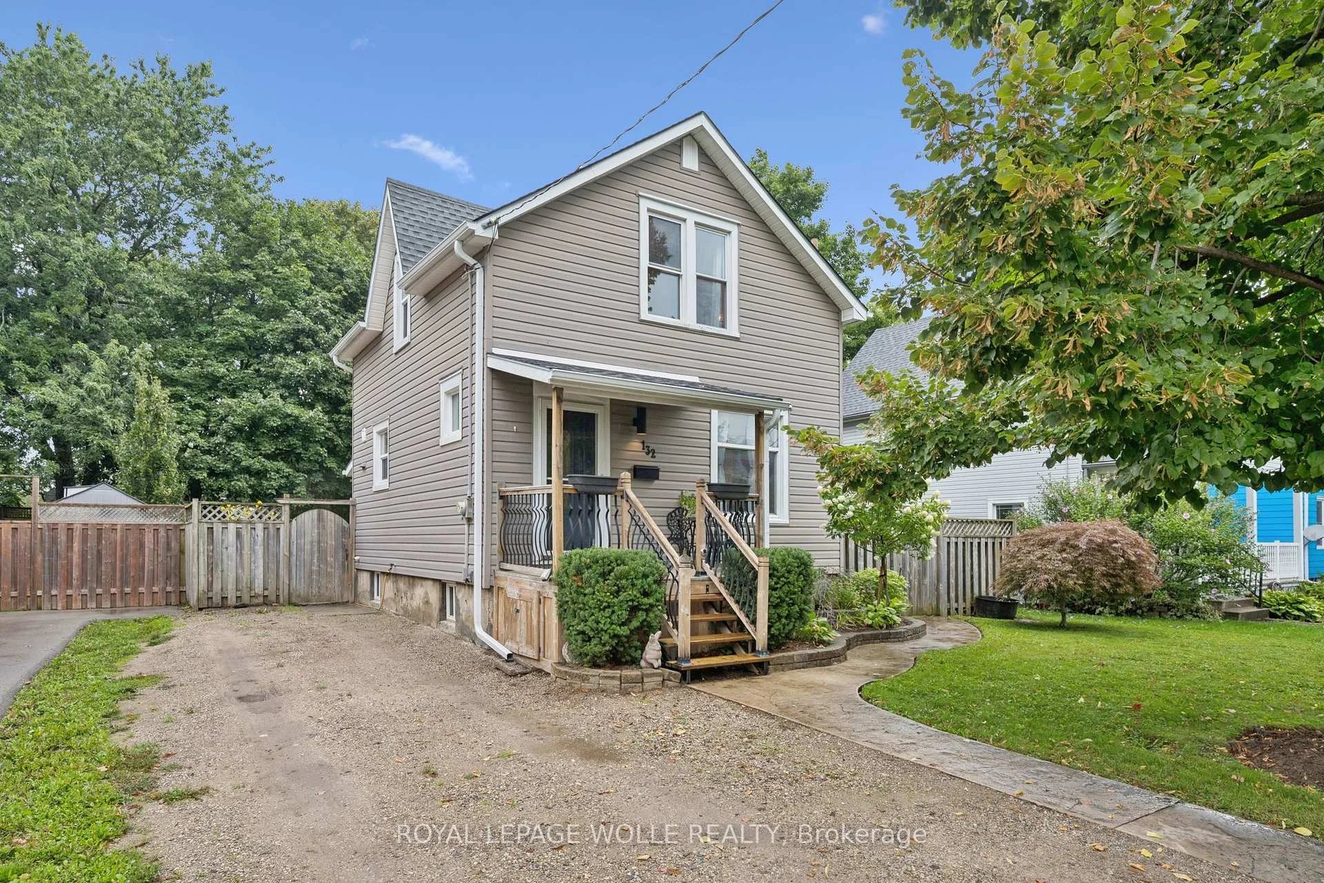 Photo 11 of 132 Perth Street, Stratford — HOMEH