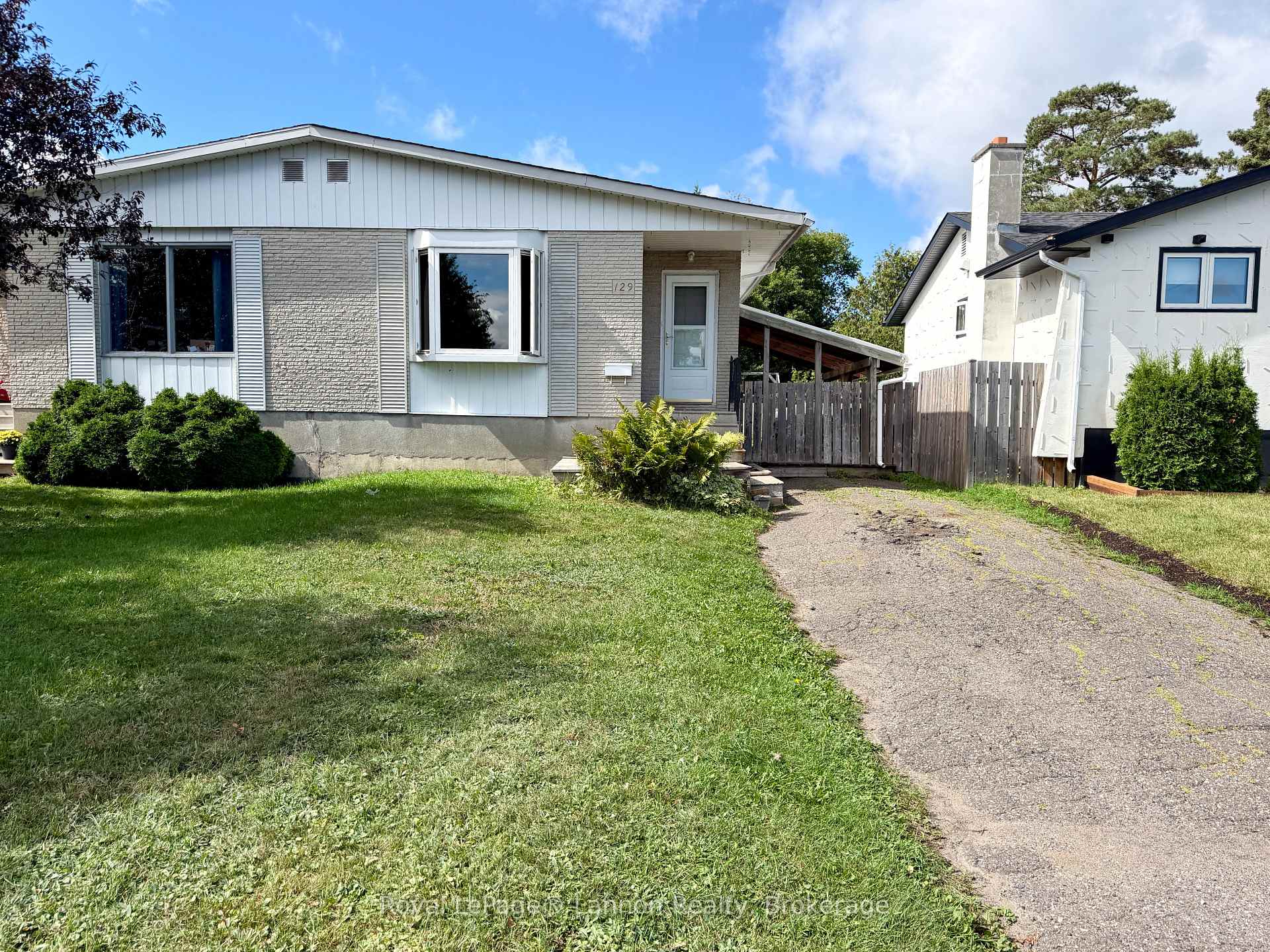 Photo 1 of 129 Sherbrooke Street, Thunder Bay, Northwood Park — HOMEH