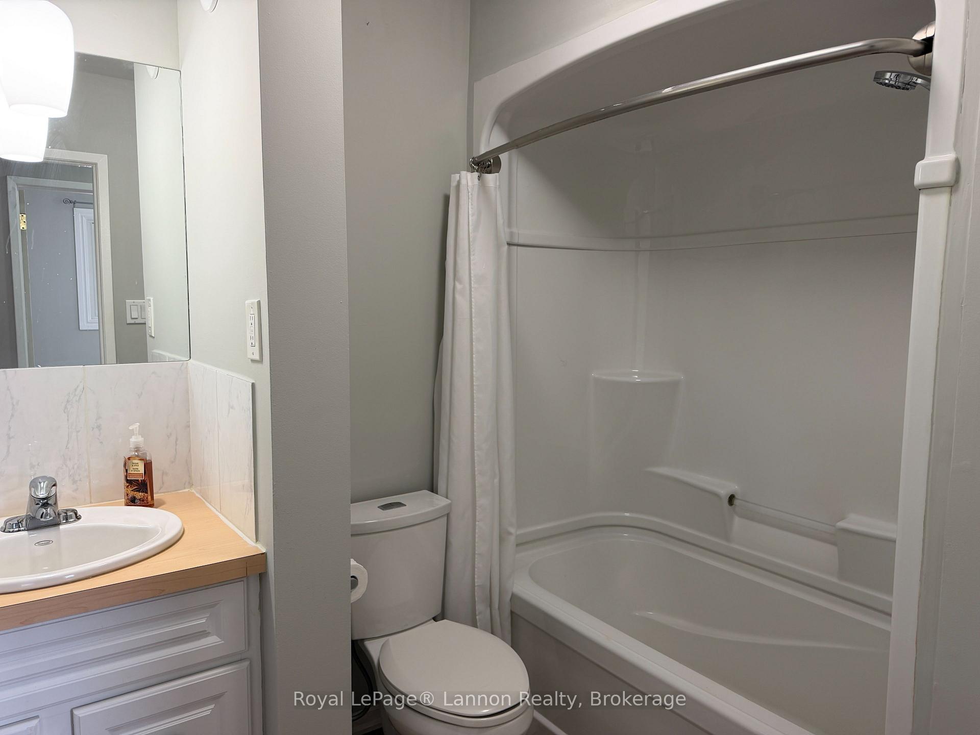 Photo 13 of 129 Sherbrooke Street, Thunder Bay, Northwood Park — HOMEH