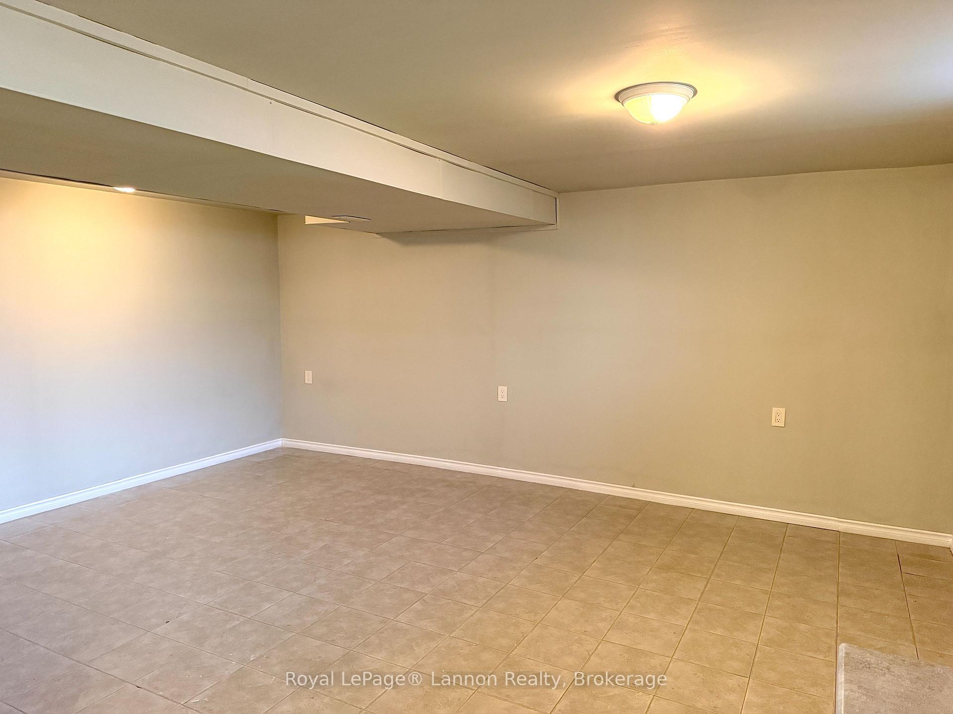 Photo 16 of 129 Sherbrooke Street, Thunder Bay, Northwood Park — HOMEH