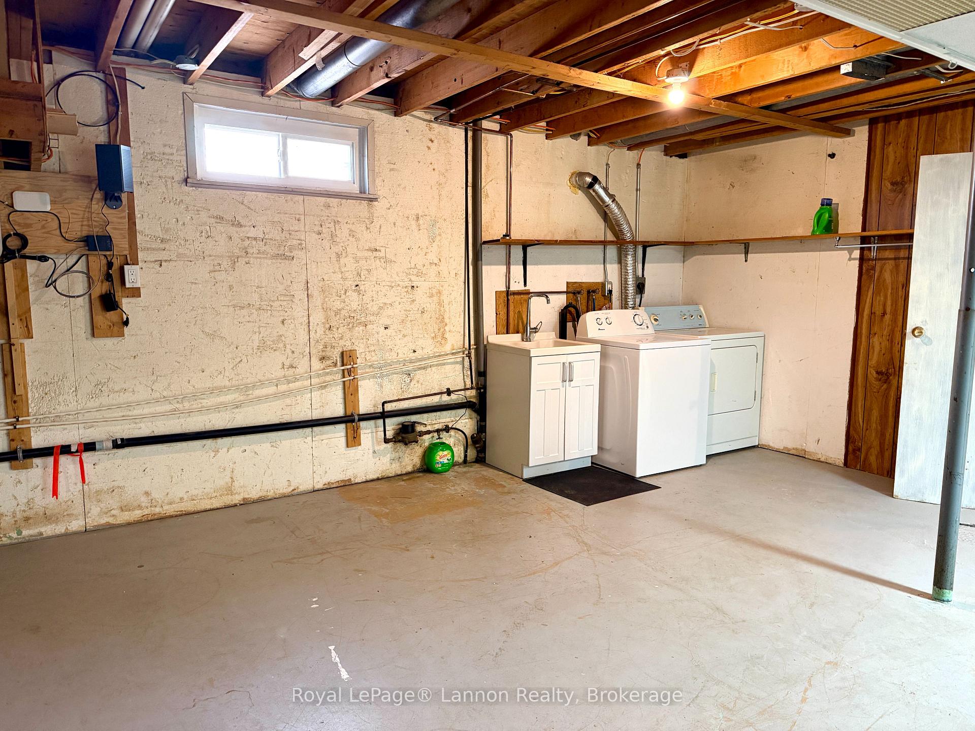 Photo 21 of 129 Sherbrooke Street, Thunder Bay, Northwood Park — HOMEH