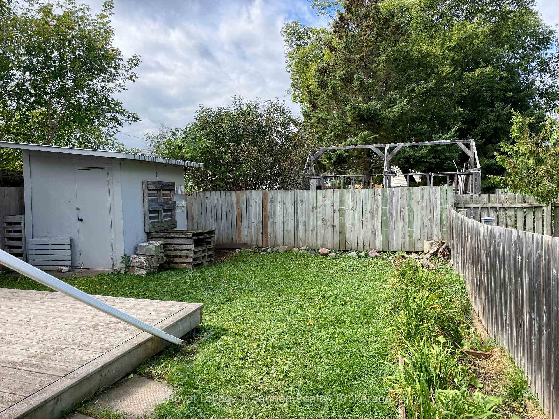 Photo 28 of 129 Sherbrooke Street, Thunder Bay, Northwood Park — HOMEH