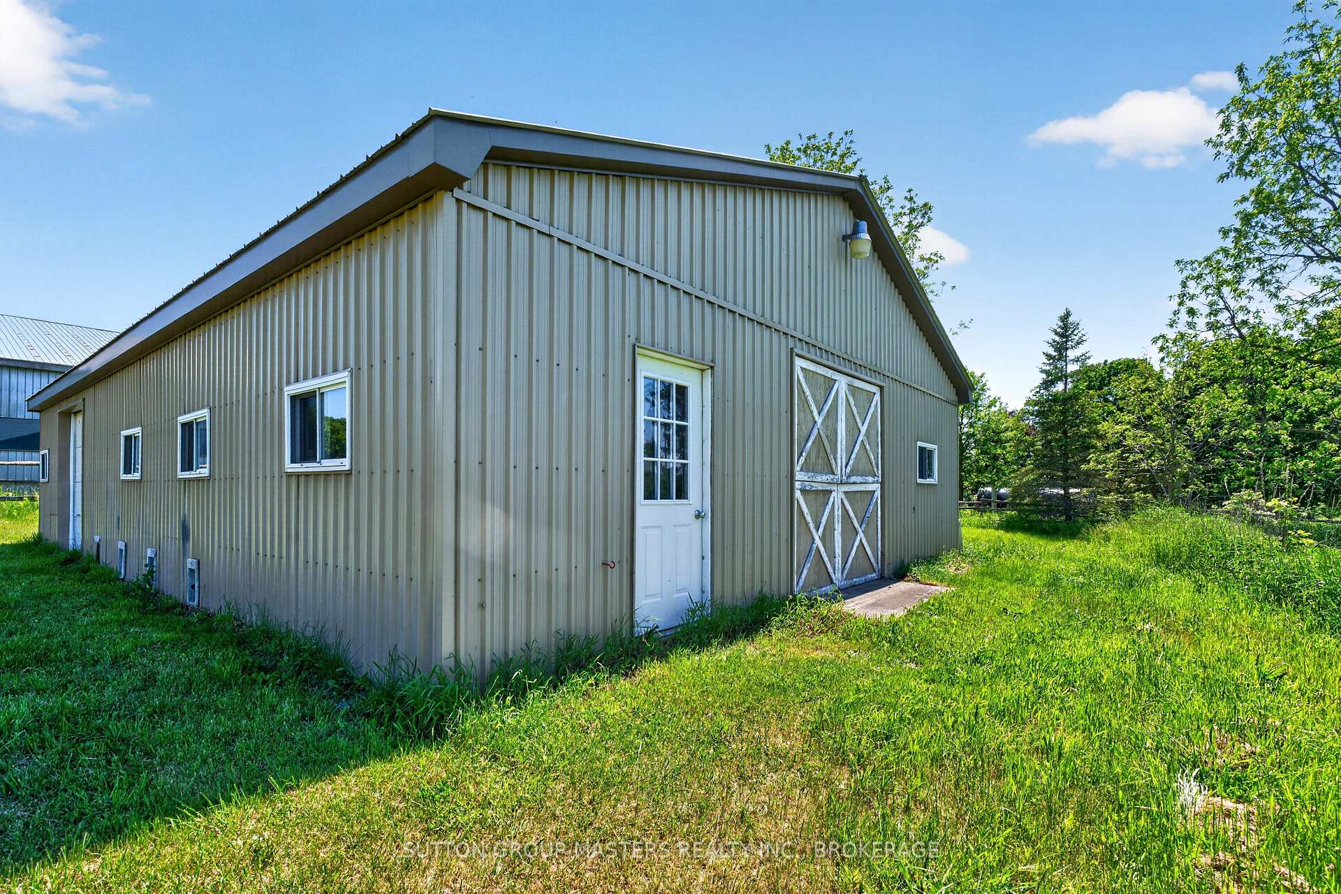 Photo 6 of 1760 County Rd. 1 E, Loyalist, Lennox and Addington - South — HOMEH