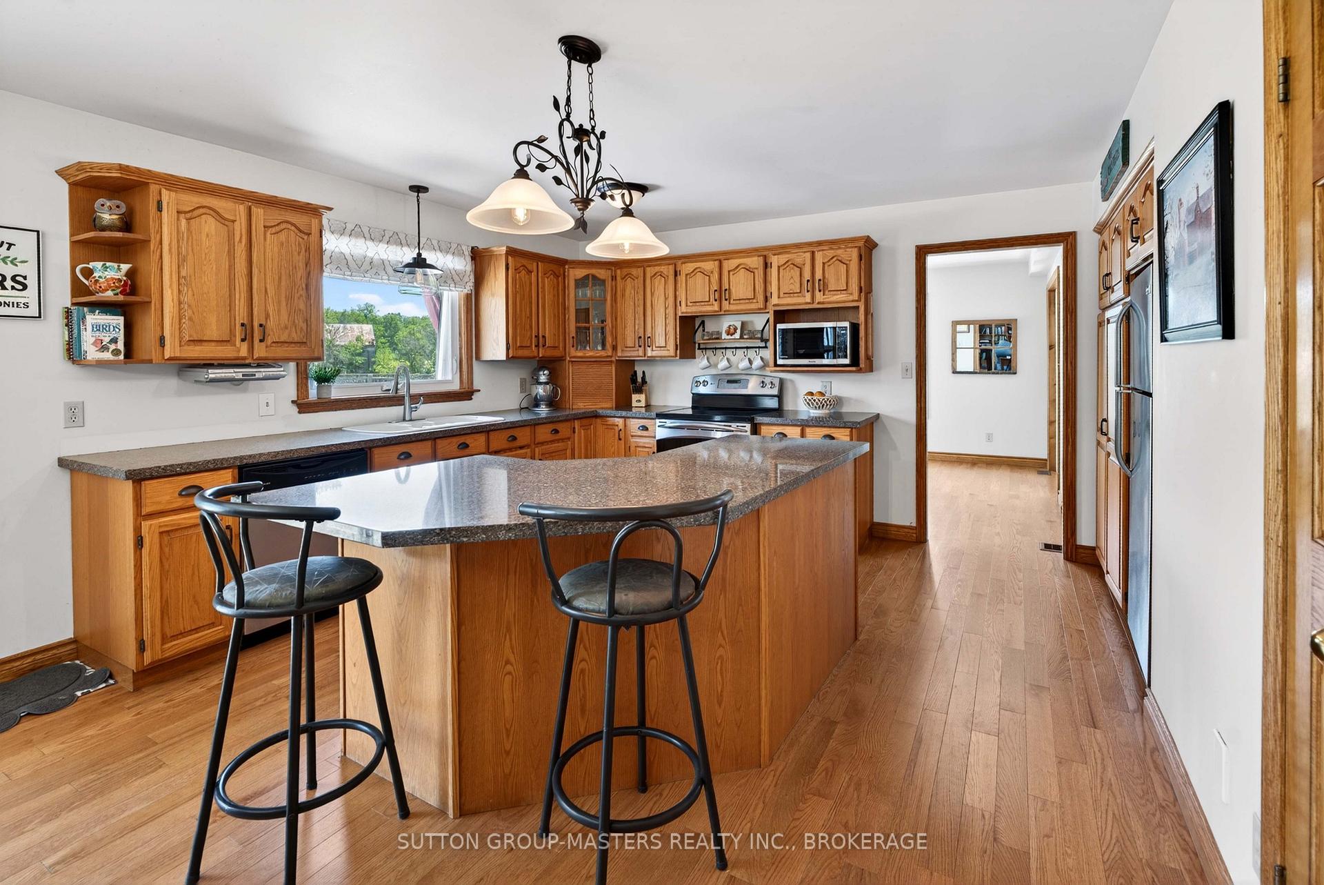 Photo 18 of 1760 County Rd. 1 E, Loyalist, Lennox and Addington - South — HOMEH
