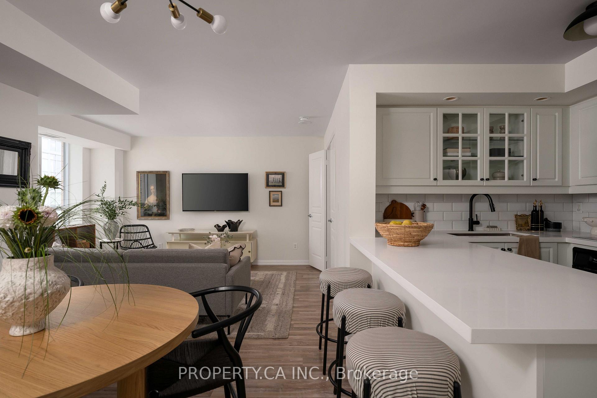 Photo 1 of Unit #919, 140 Simcoe Street, Toronto, Waterfront Communities — HOMEH