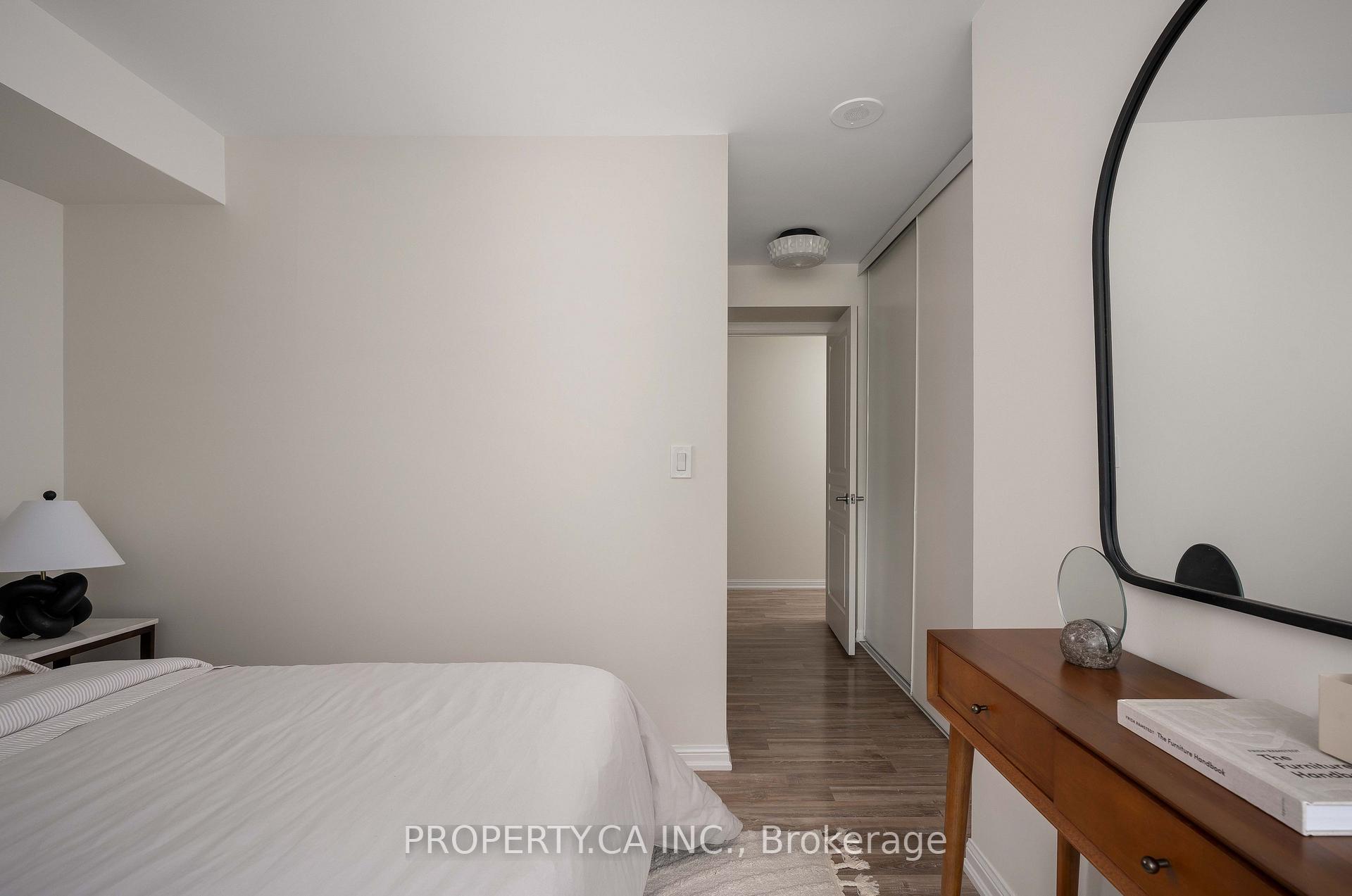 Photo 10 of Unit #919, 140 Simcoe Street, Toronto, Waterfront Communities — HOMEH