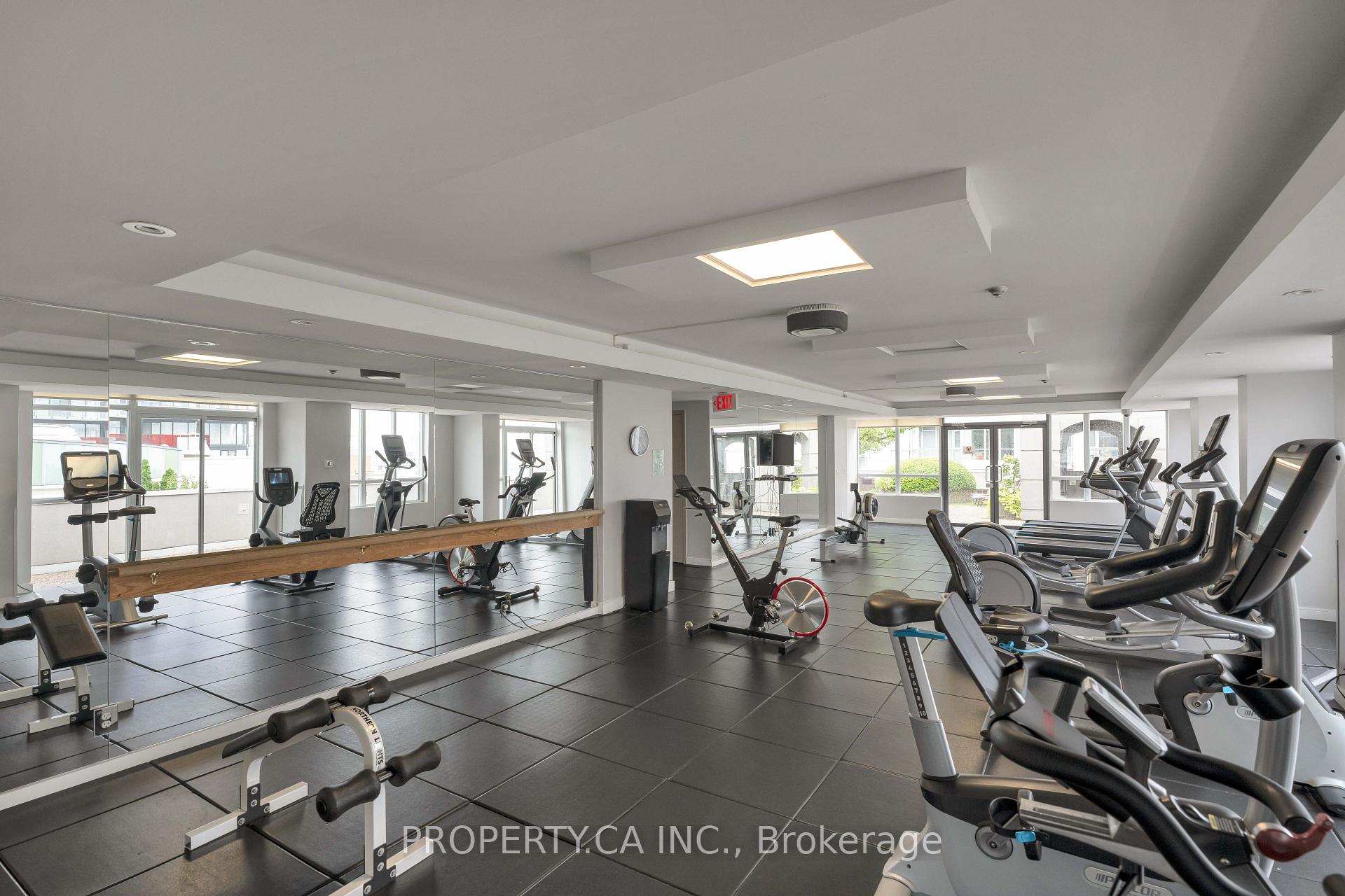 Photo 18 of Unit #919, 140 Simcoe Street, Toronto, Waterfront Communities — HOMEH