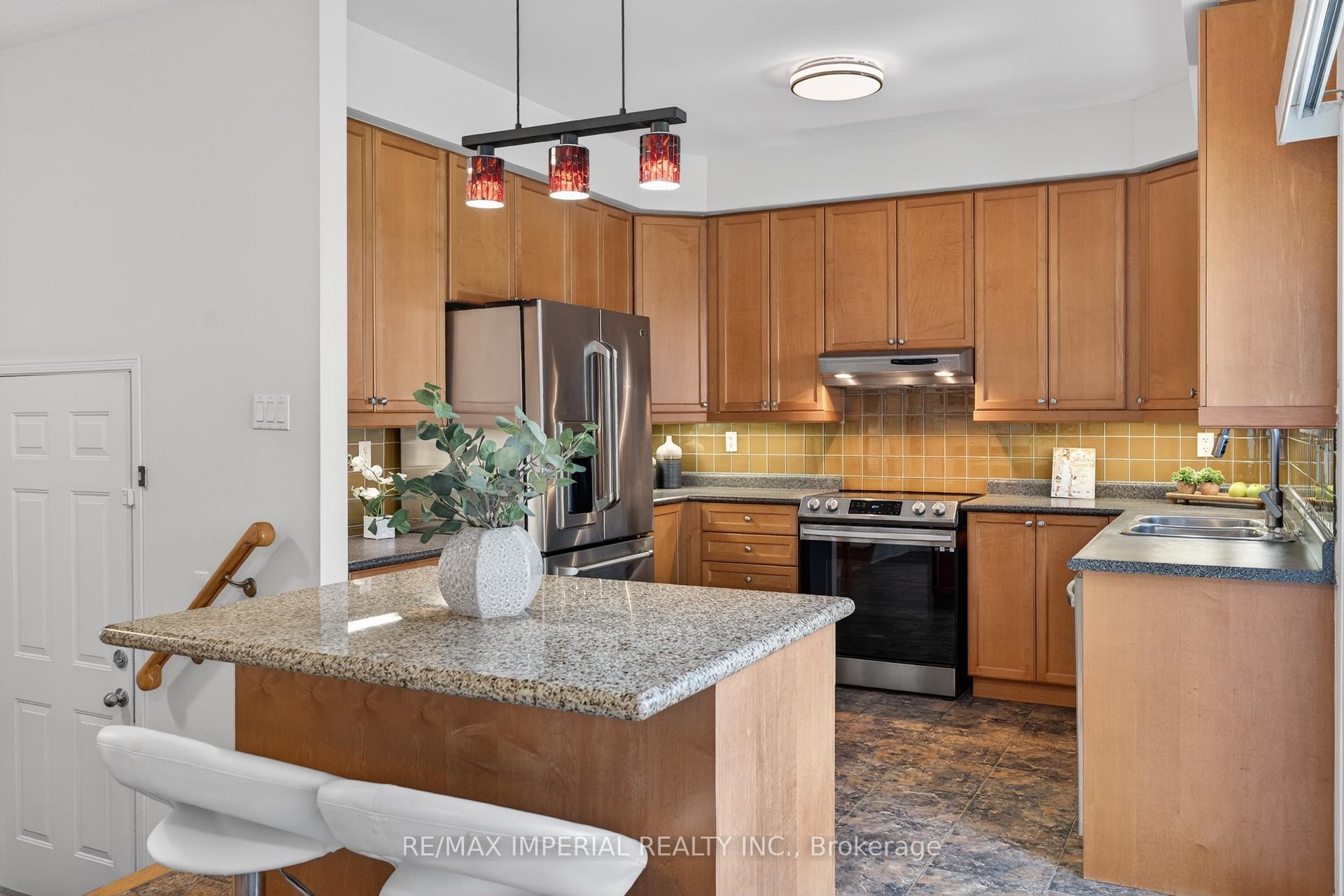 Photo 13 of 18 Davidoff Street, Markham, Wismer — HOMEH