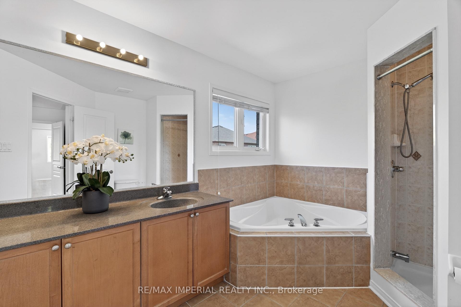 Photo 28 of 18 Davidoff Street, Markham, Wismer — HOMEH