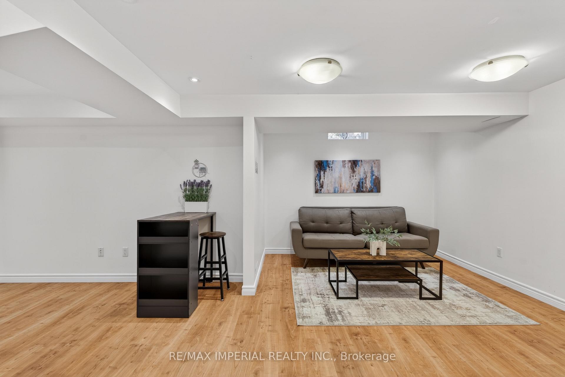 Photo 37 of 18 Davidoff Street, Markham, Wismer — HOMEH