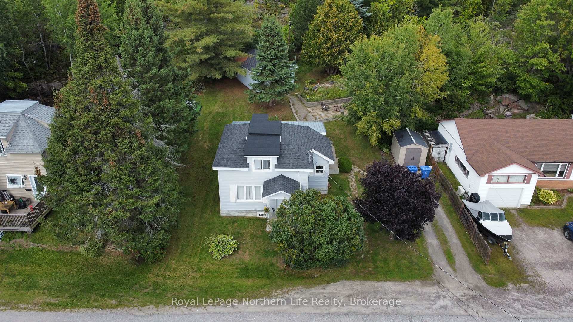 Photo 3 of 199 Lisgar Street, West Nipissing, Sturgeon Falls — HOMEH
