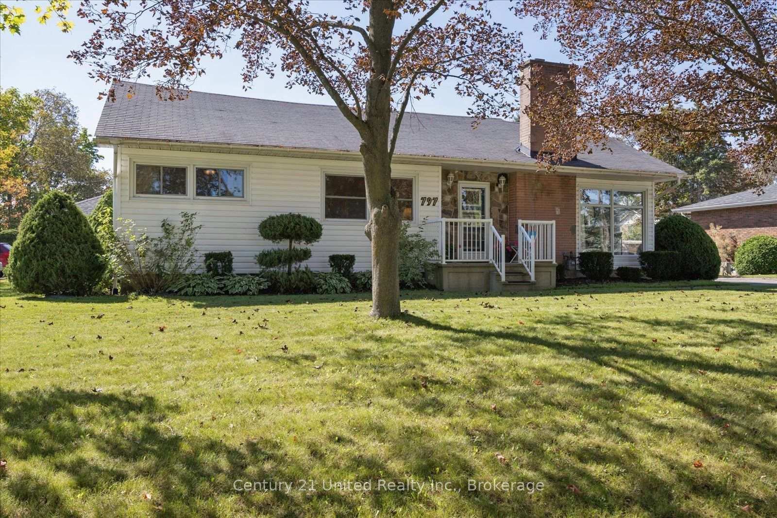 Photo 5 of 797 Valleyview Drive, Peterborough, Monaghan Ward 2 — HOMEH