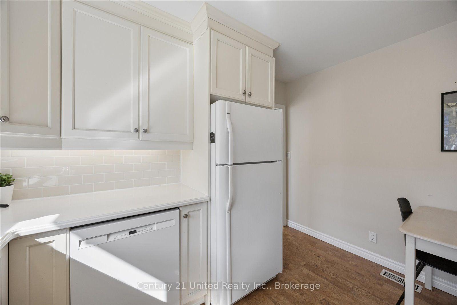 Photo 13 of 797 Valleyview Drive, Peterborough, Monaghan Ward 2 — HOMEH
