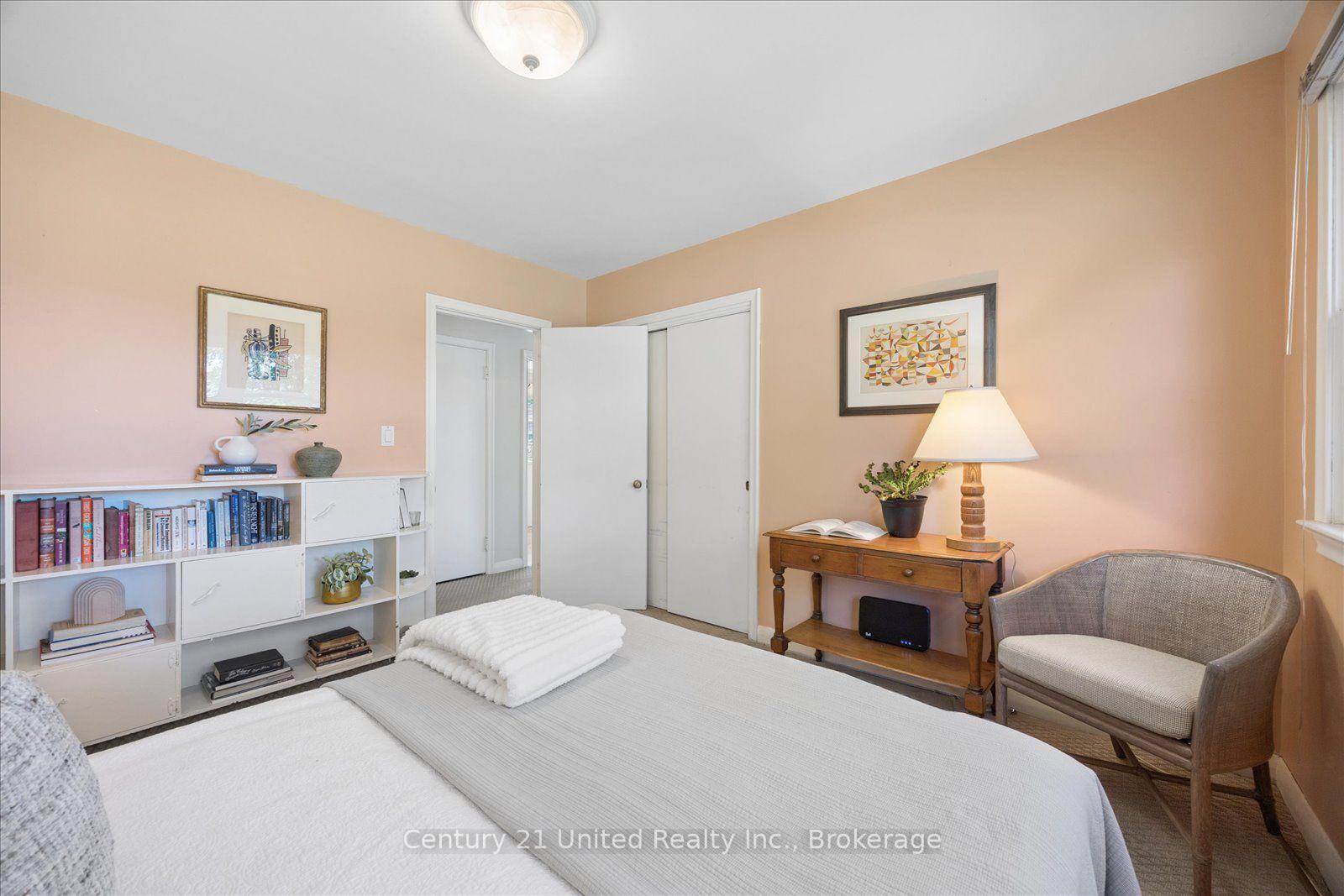 Photo 21 of 797 Valleyview Drive, Peterborough, Monaghan Ward 2 — HOMEH