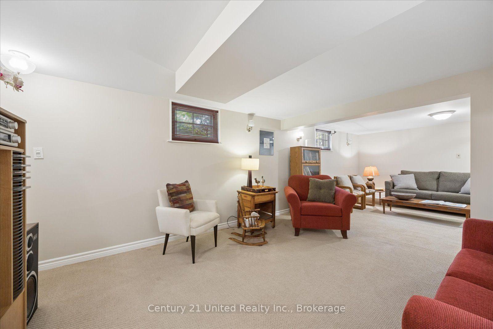 Photo 33 of 797 Valleyview Drive, Peterborough, Monaghan Ward 2 — HOMEH