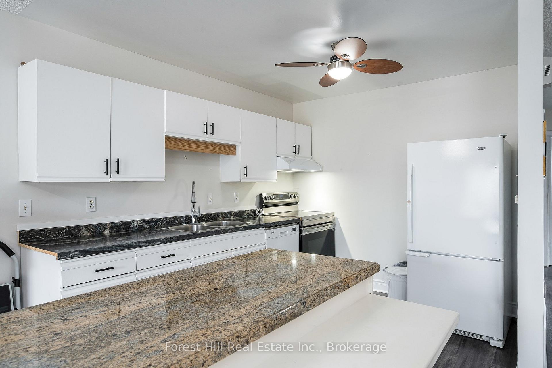 Photo 10 of 29 Dillon Drive, Collingwood — HOMEH