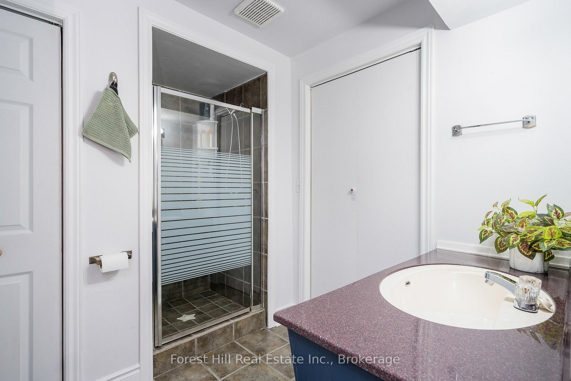 Photo 26 of 29 Dillon Drive, Collingwood — HOMEH