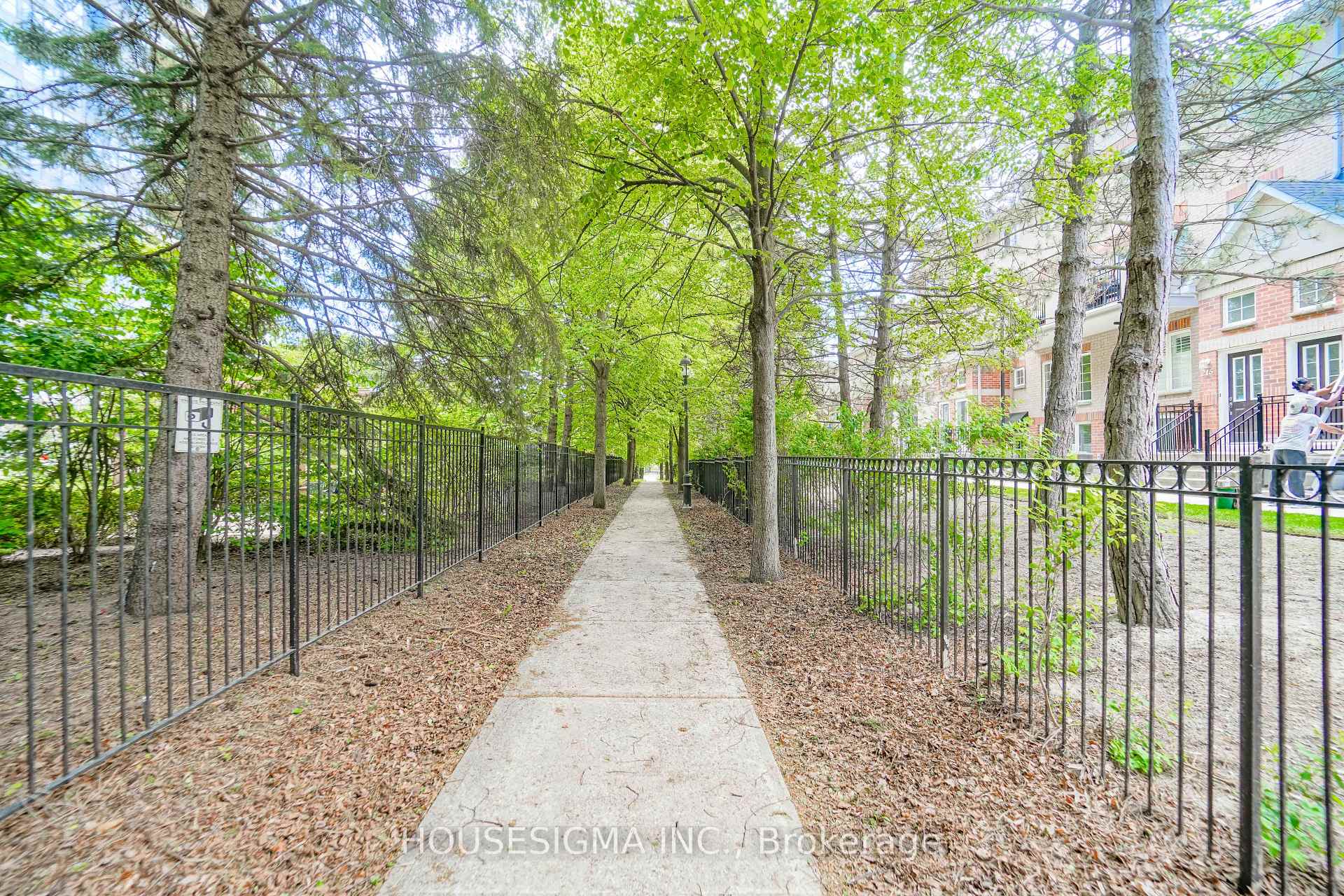 Photo 7 of Unit 212, 1400 The Esplanade N, Pickering, Town Centre — HOMEH