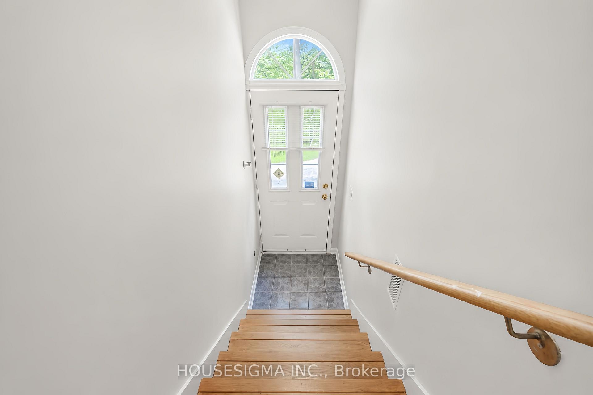 Photo 10 of Unit 212, 1400 The Esplanade N, Pickering, Town Centre — HOMEH