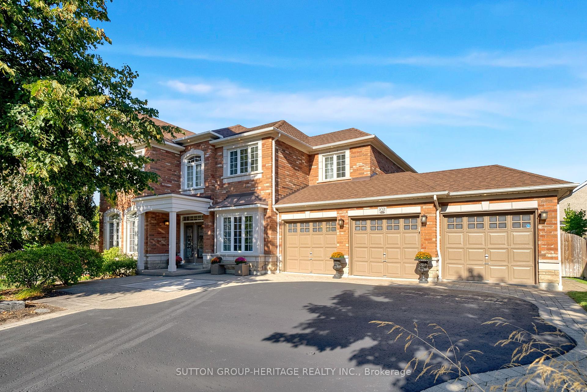Photo 1 of 102 Kennett Drive, Whitby, Lynde Creek — HOMEH
