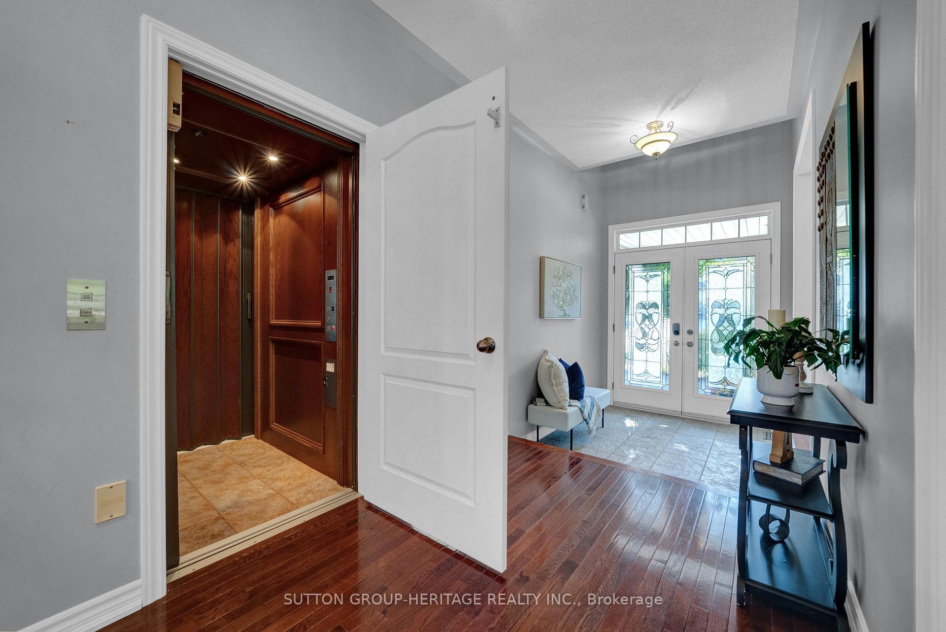 Photo 4 of 102 Kennett Drive, Whitby, Lynde Creek — HOMEH