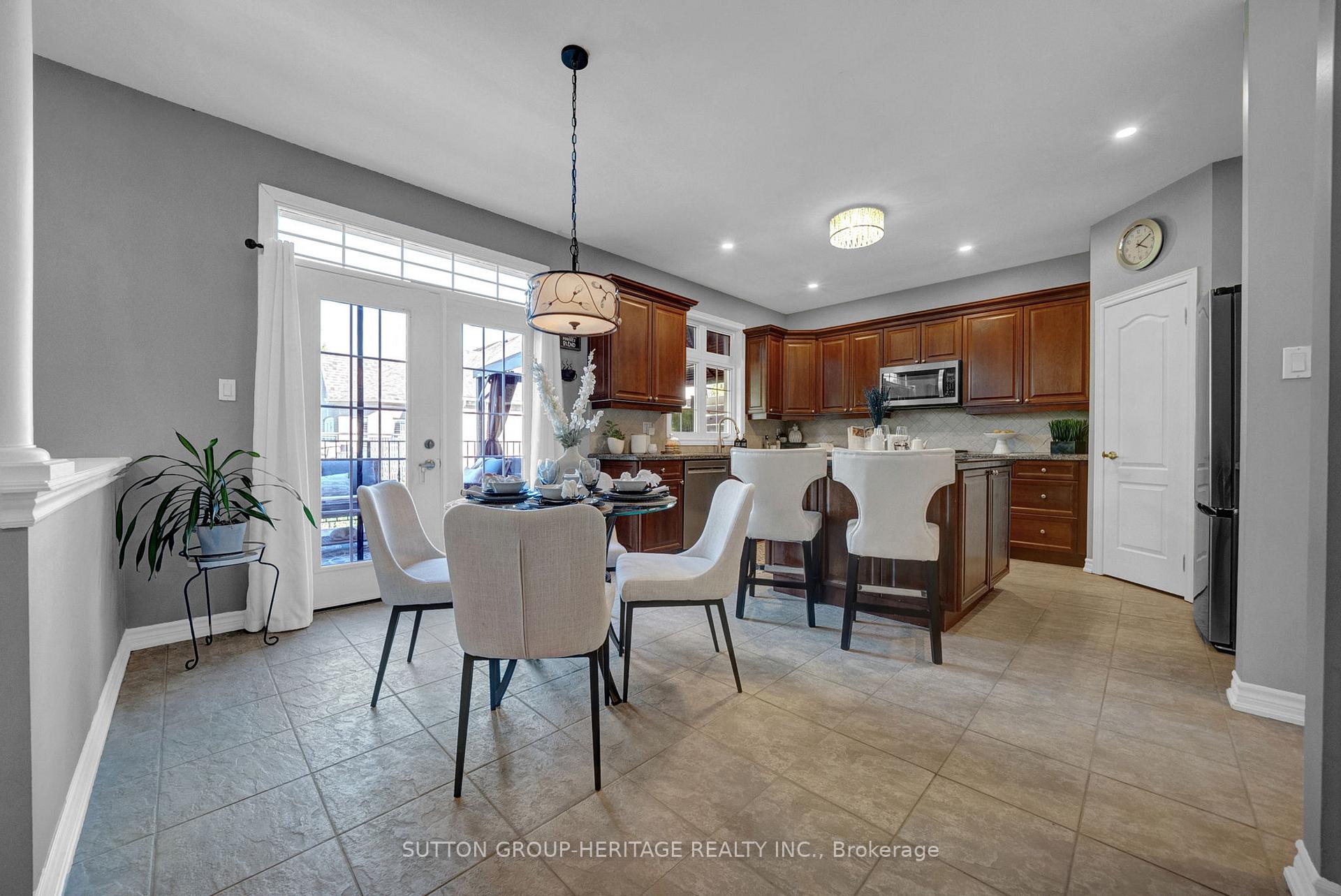 Photo 14 of 102 Kennett Drive, Whitby, Lynde Creek — HOMEH