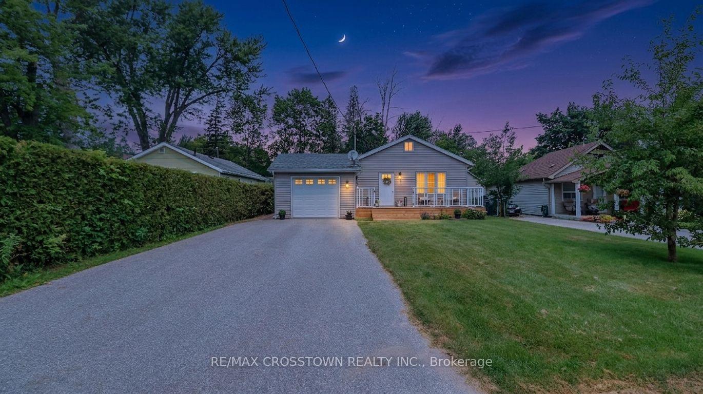 Photo 4 of 706 Reid Street, Innisfil, Alcona — HOMEH