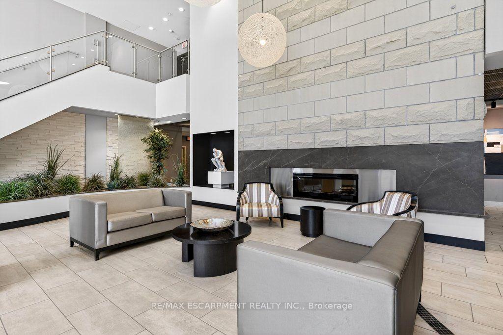 Photo 5 of Unit 612, 551 Maple Avenue, Burlington, Brant — HOMEH