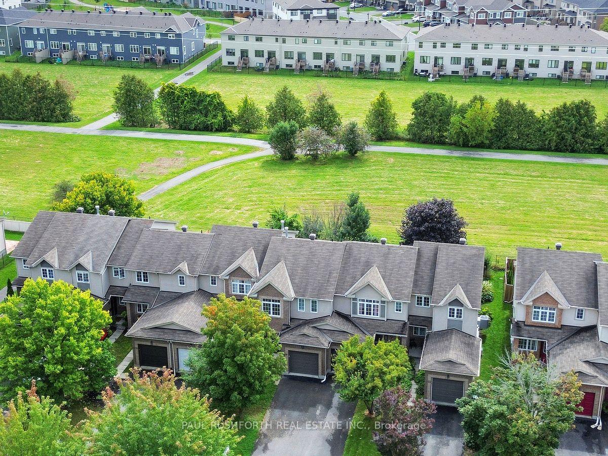 Photo 2 of 1499 Demeter Street, Ottawa, Fallingbrook/Gardenway South — HOMEH