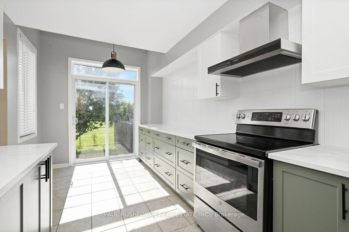 Photo 9 of 1499 Demeter Street, Ottawa, Fallingbrook/Gardenway South — HOMEH