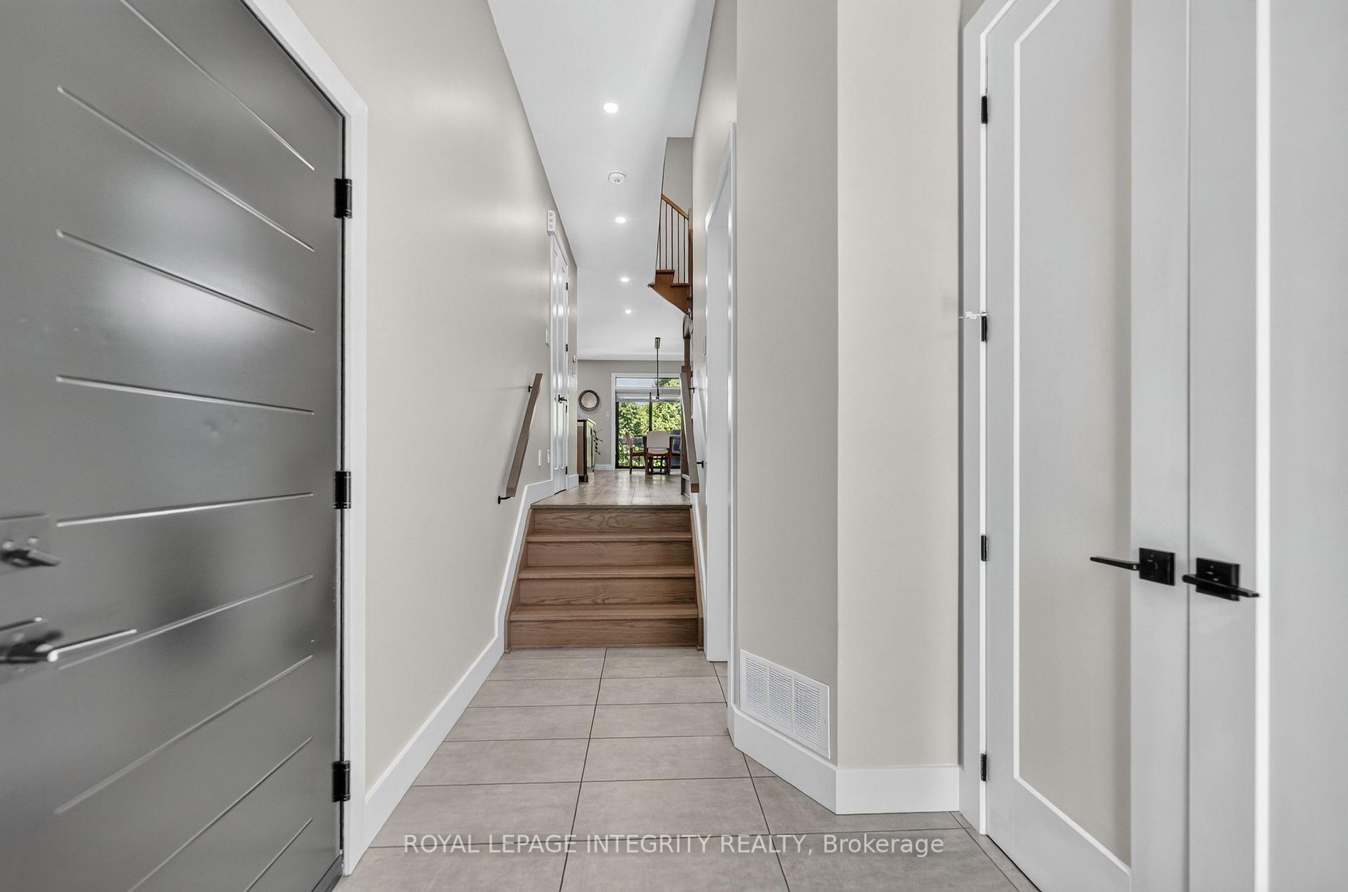 Photo 2 of 69 Prince Albert Street, Ottawa, Overbrook/Castle Heights — HOMEH