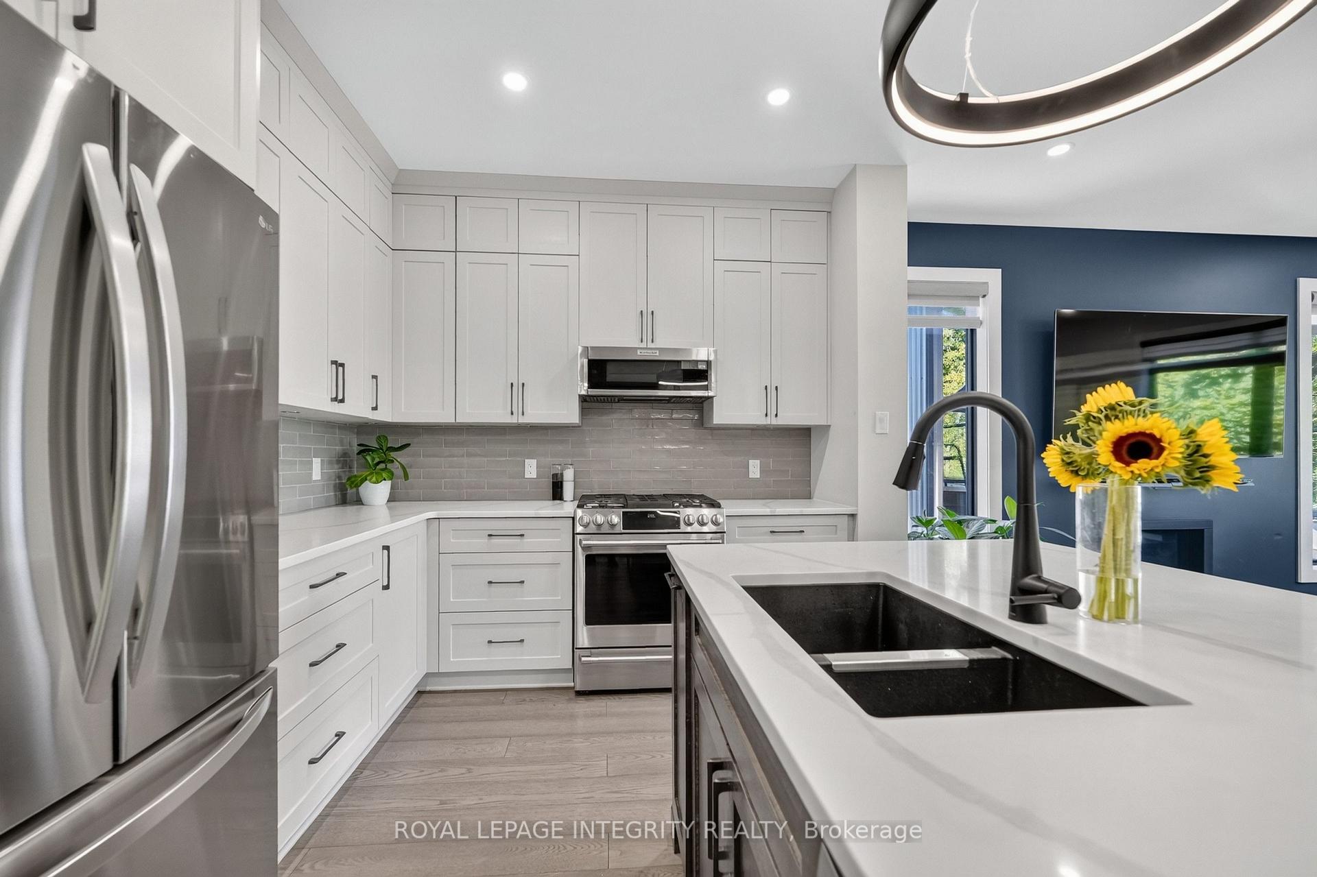 Photo 6 of 69 Prince Albert Street, Ottawa, Overbrook/Castle Heights — HOMEH
