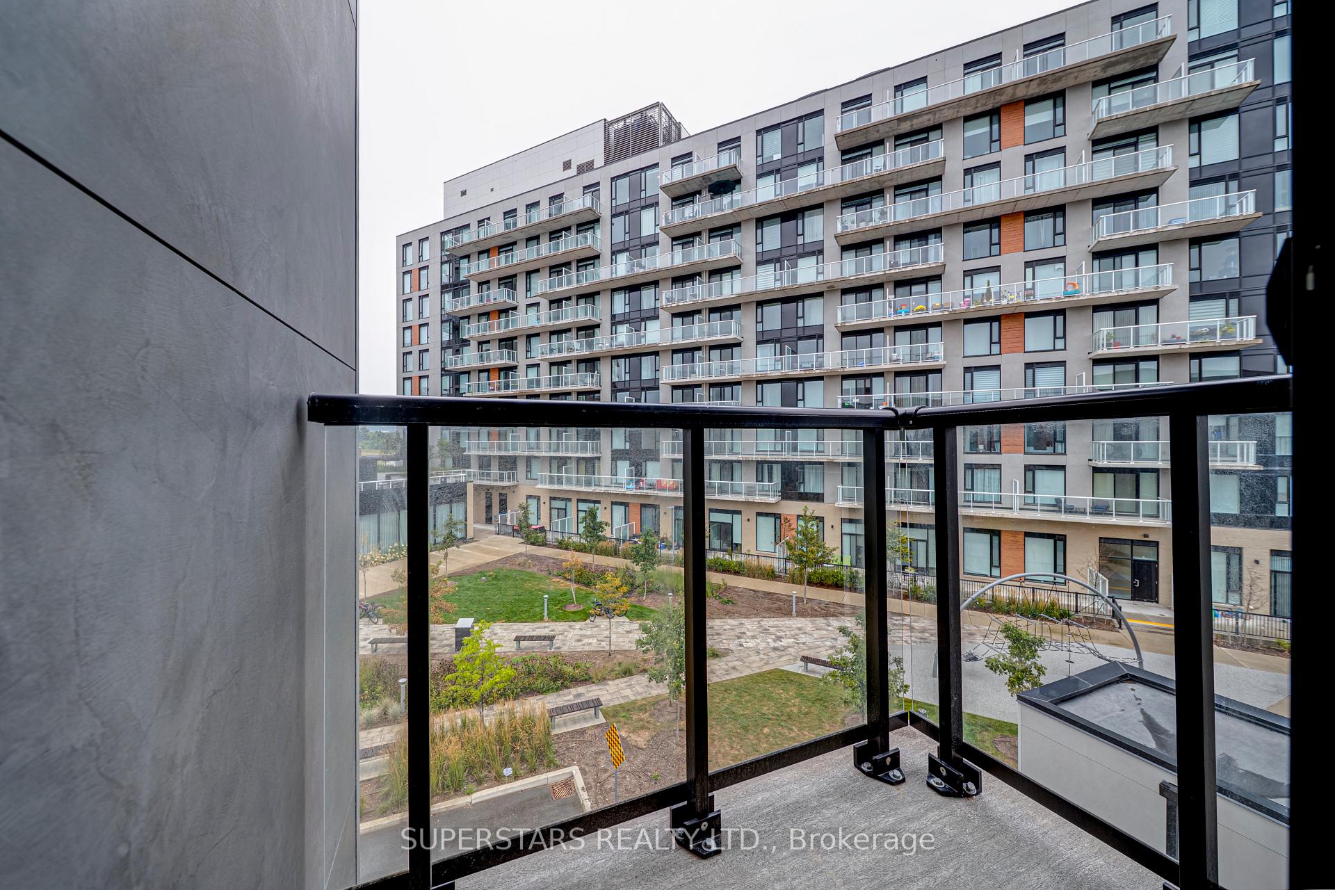 Photo 14 of Unit 1019, 14 David Eyer Road, Richmond Hill, Rural Richmond Hill — HOMEH
