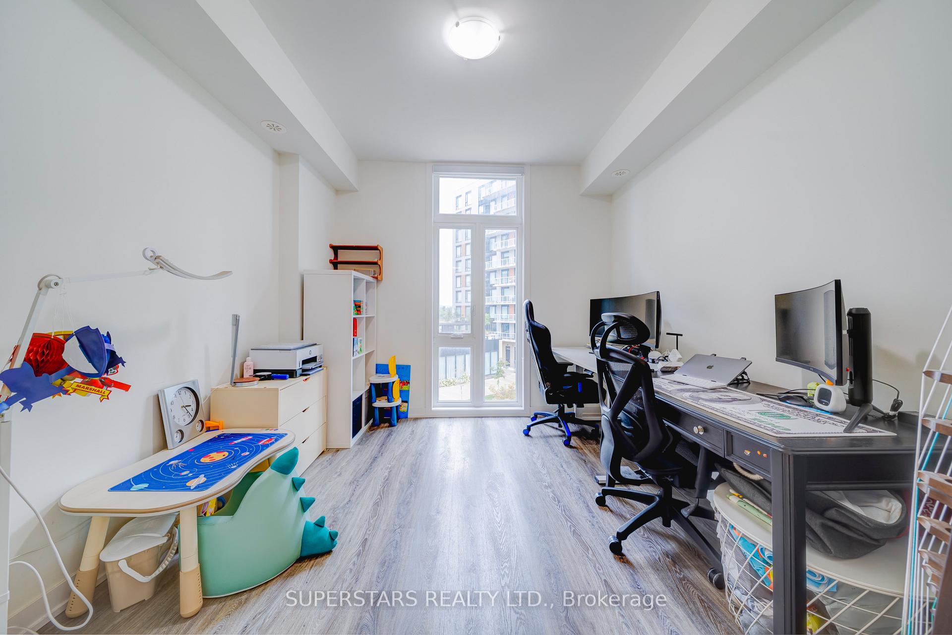 Photo 16 of Unit 1019, 14 David Eyer Road, Richmond Hill, Rural Richmond Hill — HOMEH