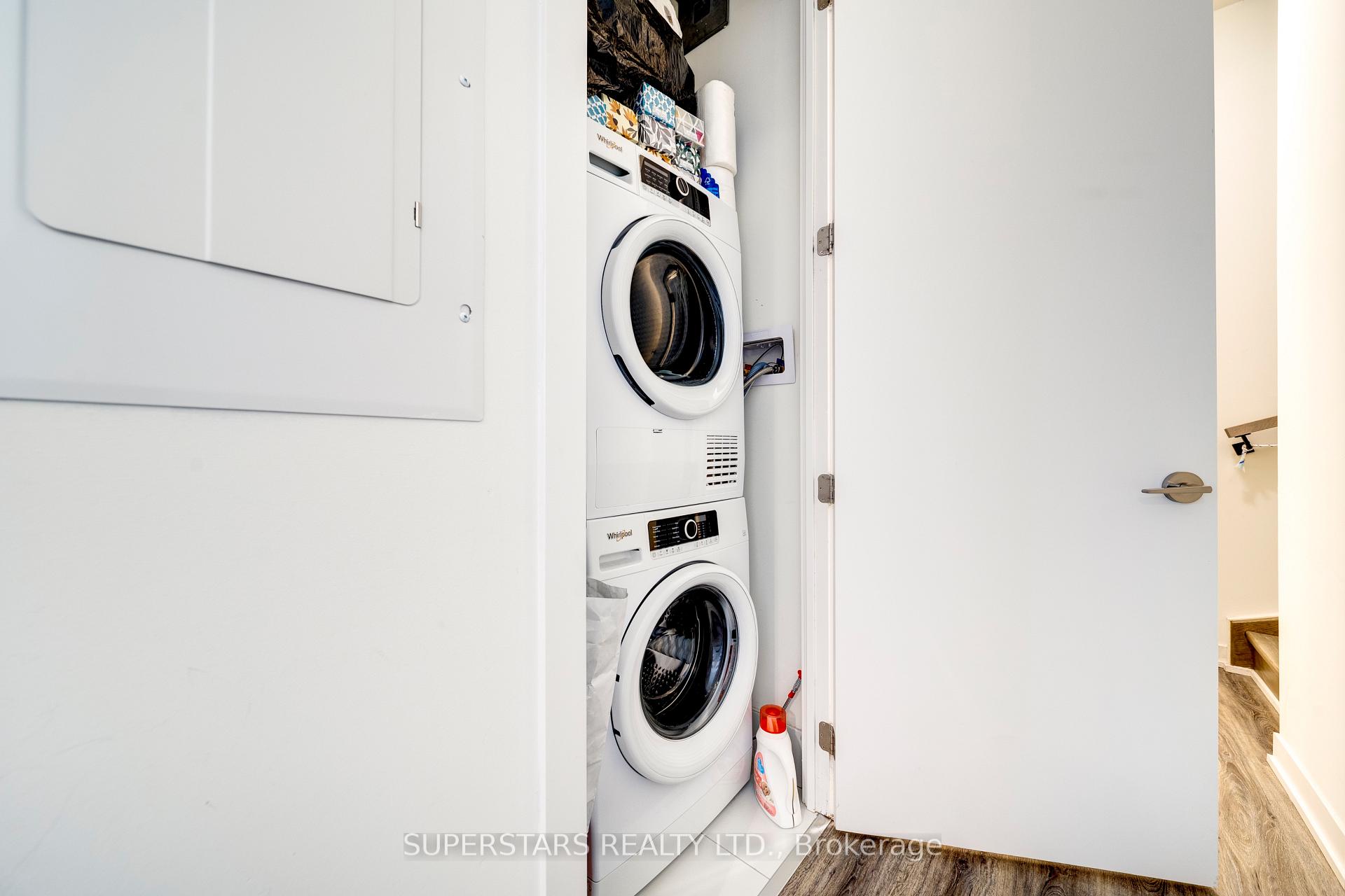 Photo 18 of Unit 1019, 14 David Eyer Road, Richmond Hill, Rural Richmond Hill — HOMEH
