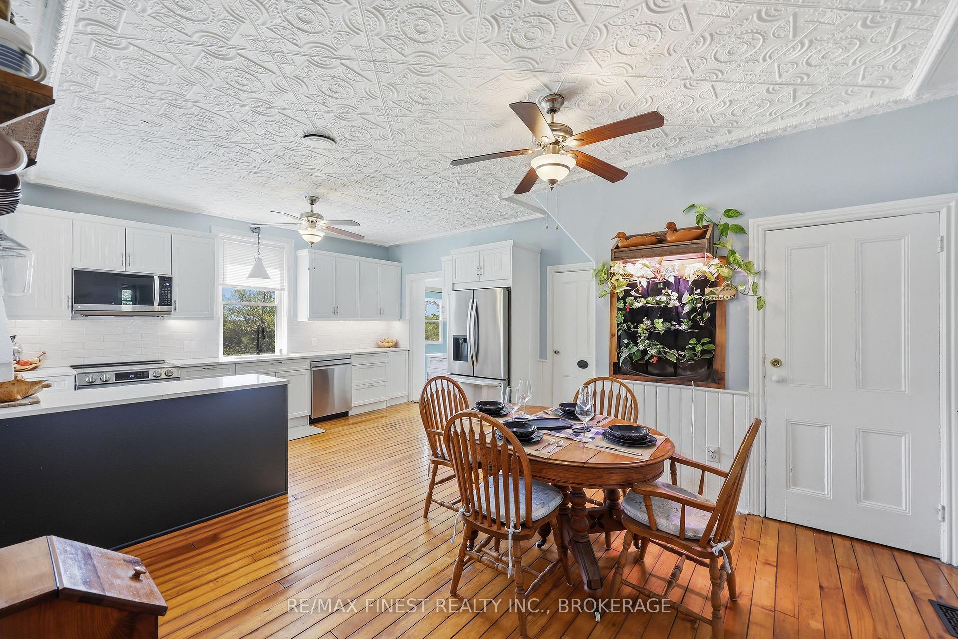 Photo 10 of 2904 Cloggs Road, Kingston, City Northwest — HOMEH