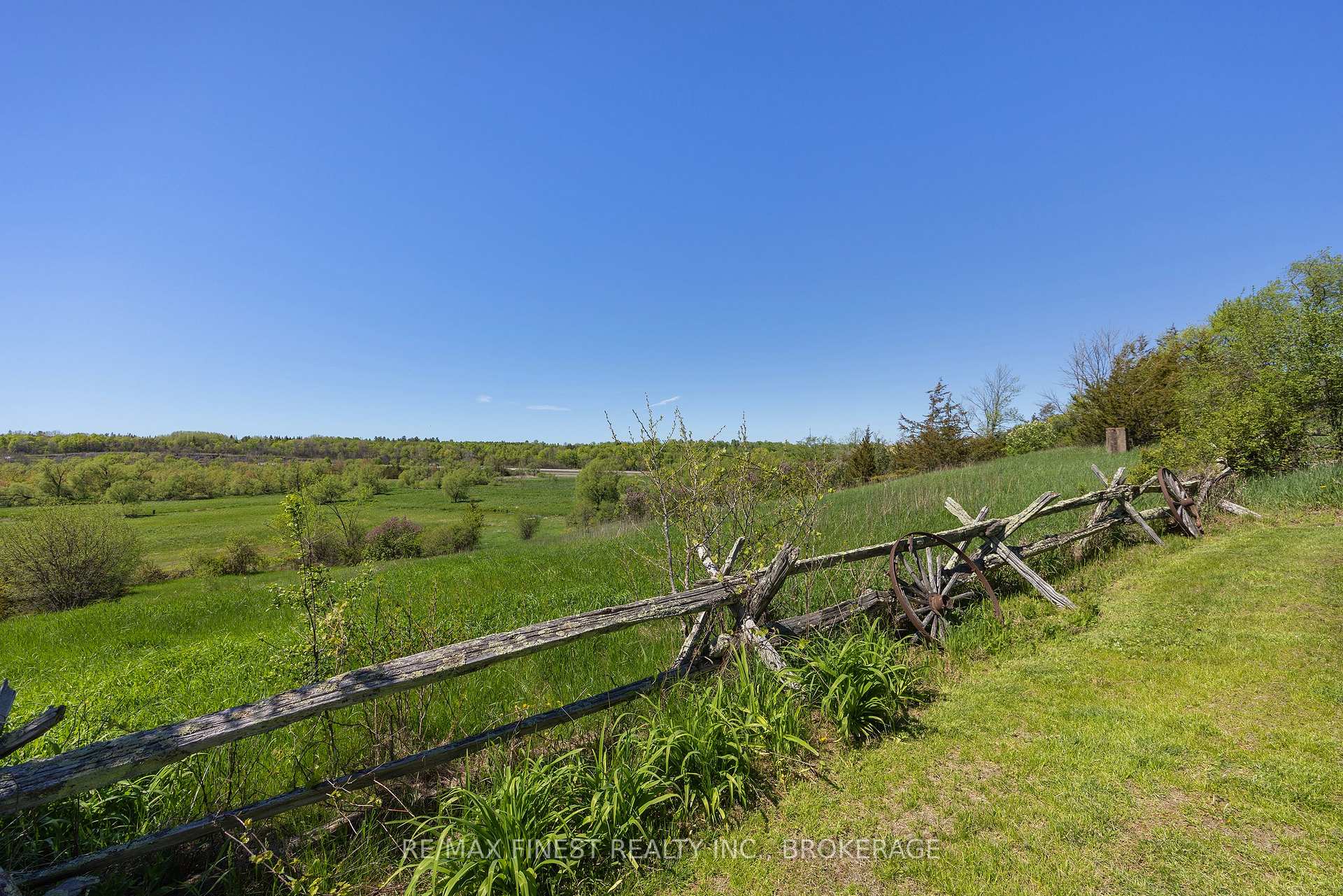 Photo 44 of 2904 Cloggs Road, Kingston, City Northwest — HOMEH