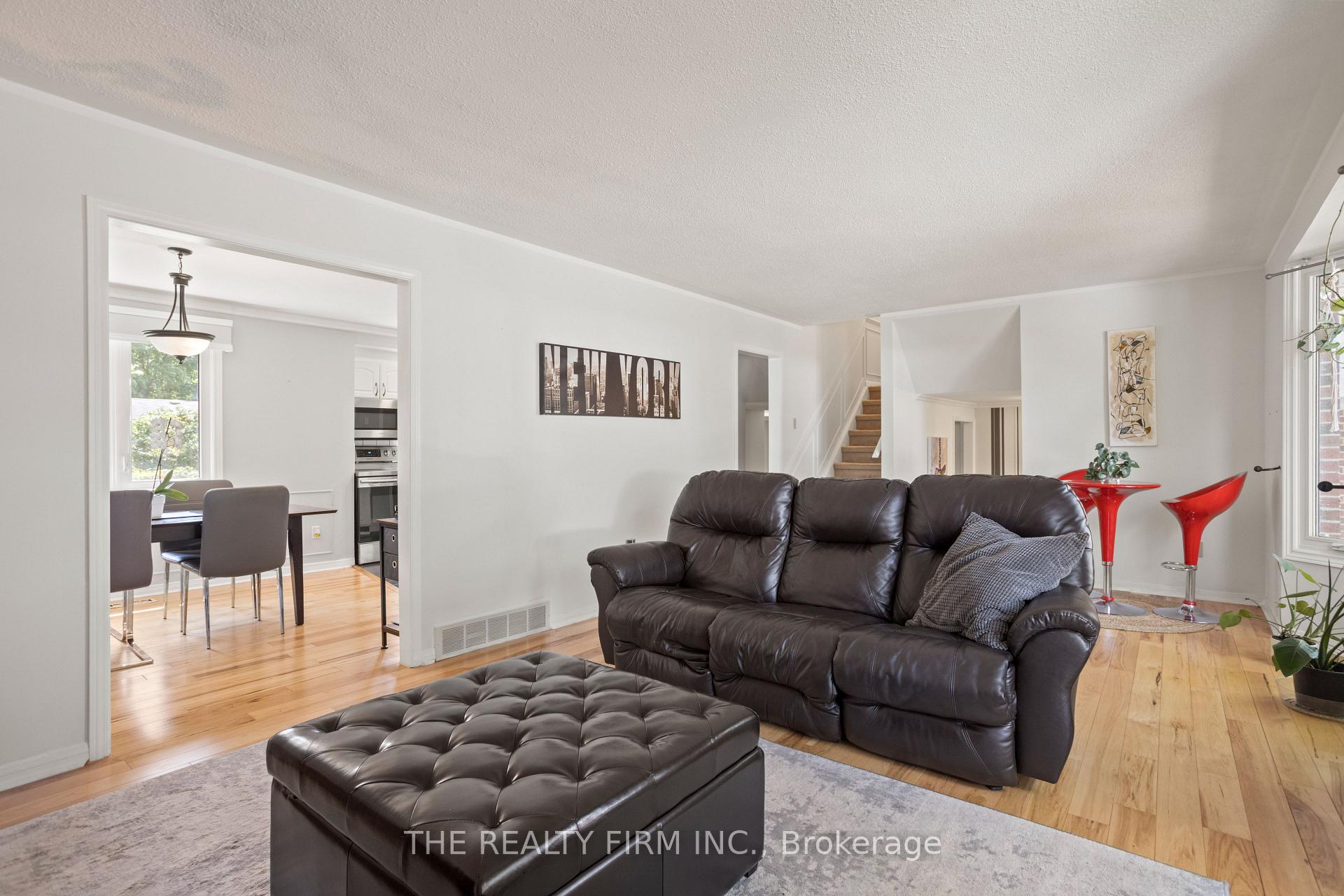 Photo 12 of 22 Milford Crescent, London, North G — HOMEH