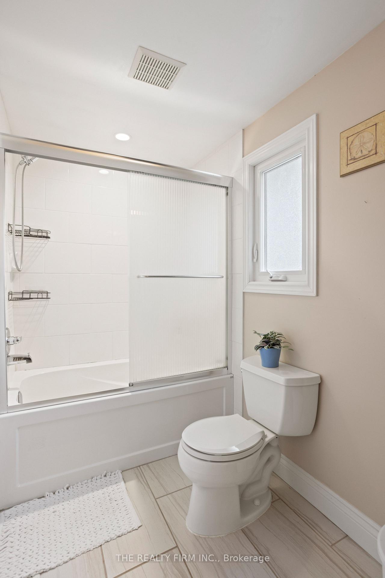 Photo 30 of 22 Milford Crescent, London, North G — HOMEH
